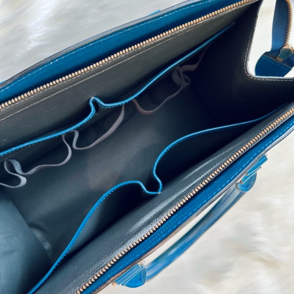 Authentic Louis Vuitton Handbag - Picture 10 of 15